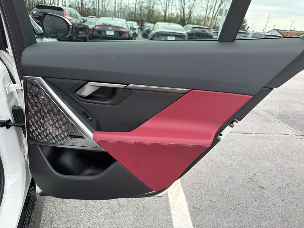 Thumbnail: 2024 BMW i5 - 24