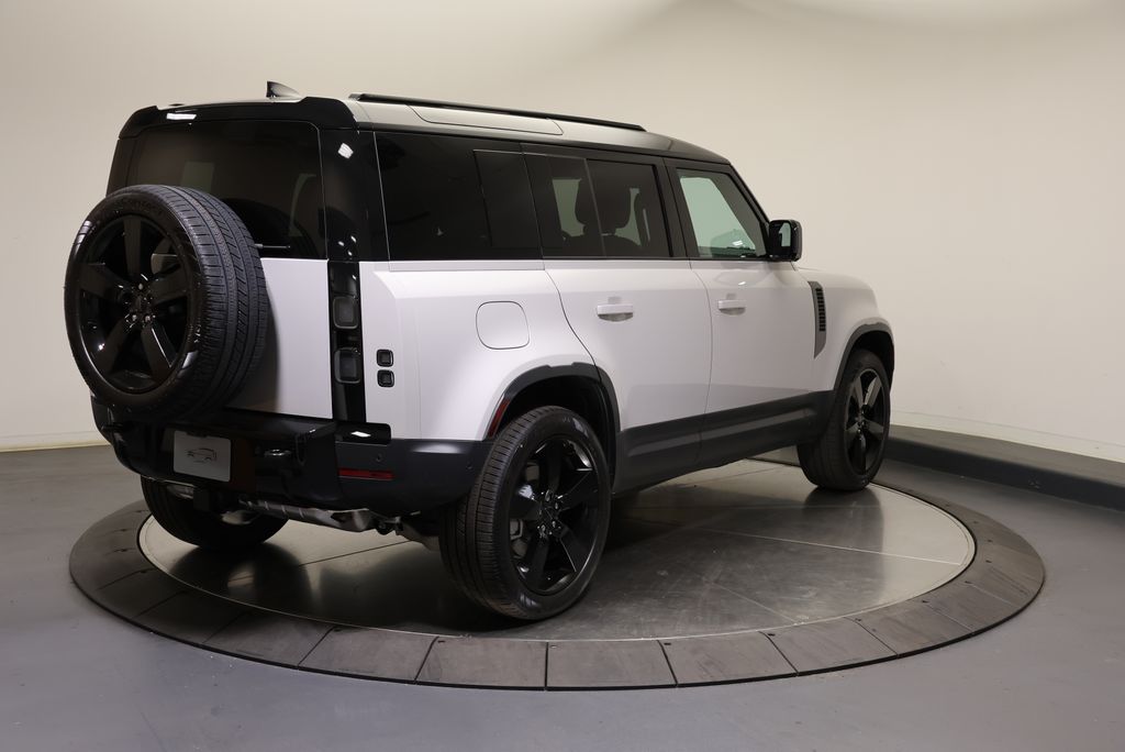 Thumbnail: 2026 Land Rover Defender - 6