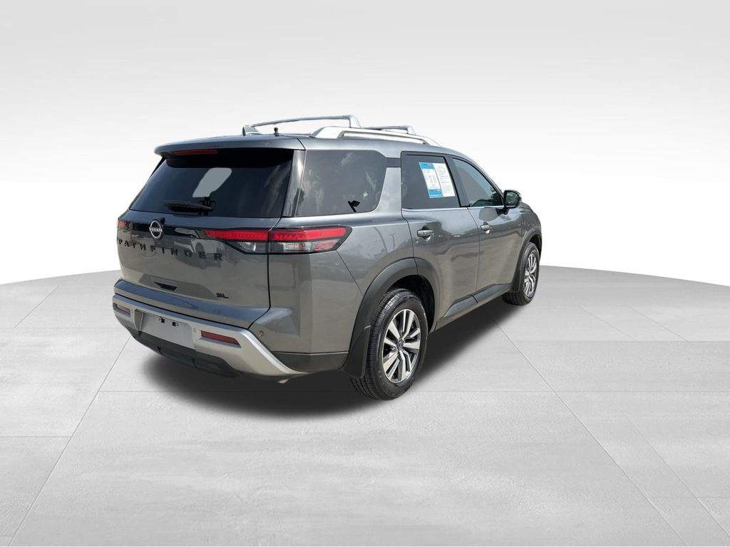 2023 Gun Metallic Nissan Pathfinder SL FWD SUV