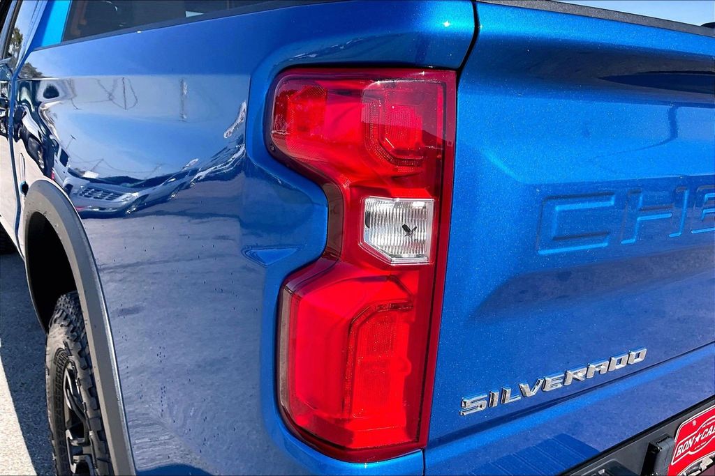 Used 2023 Chevrolet Silverado 1500 ZR2 4D Crew Cab