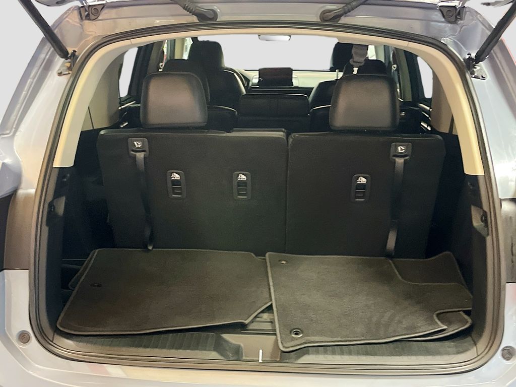 Used 2025 Gray Honda Touring image 28