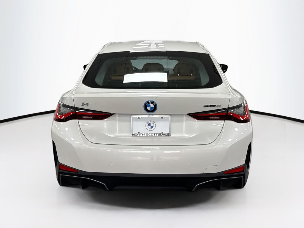 Thumbnail: 2023 BMW i4 - 6