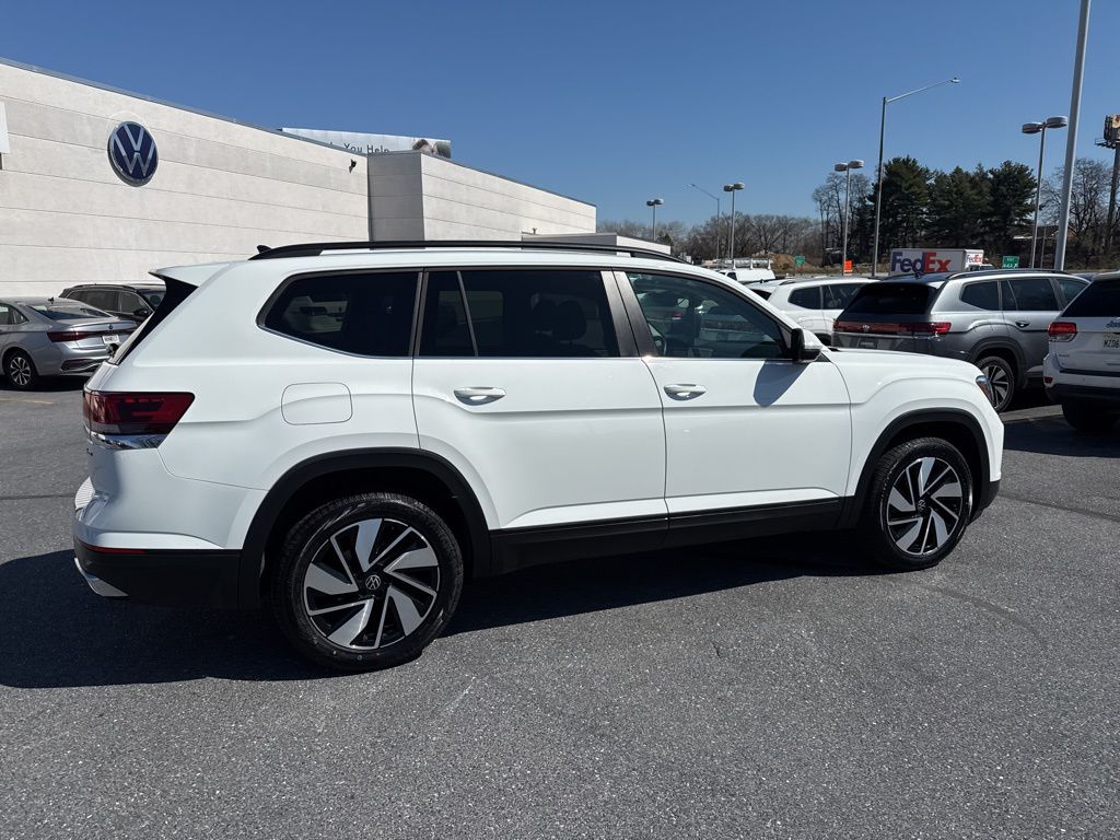 2025 Volkswagen Atlas 2.0T SE w/Technology White at Subaru and VW of Moon Township