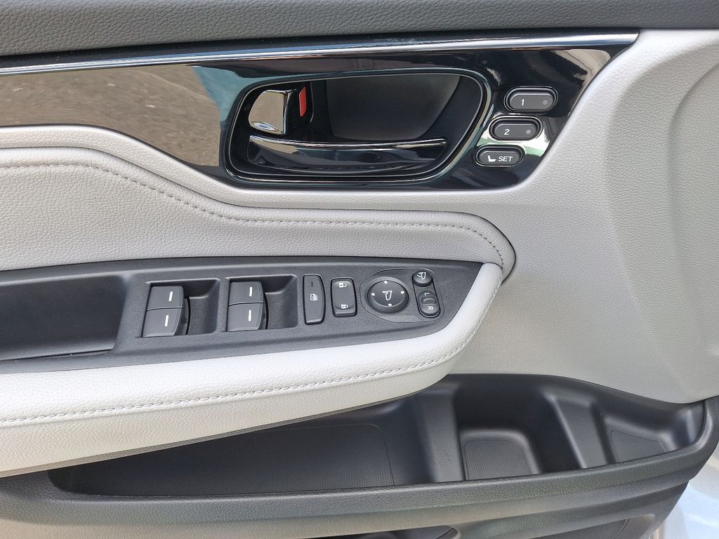 2024 Honda Odyssey Elite 12