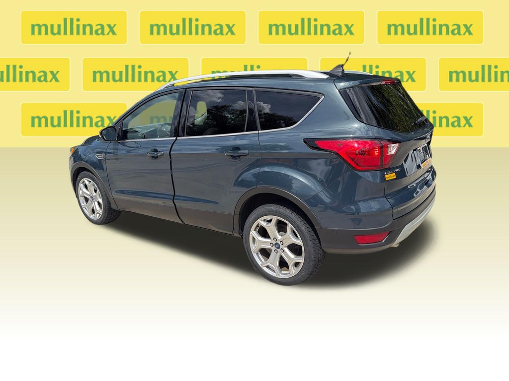 Used 2019 Green Ford Titanium image 9