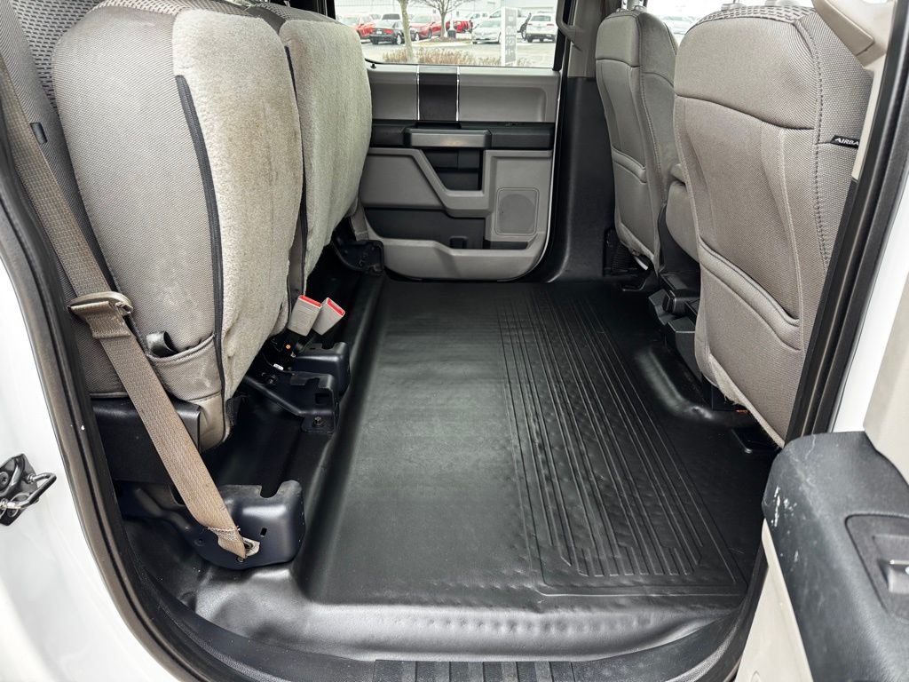 2019 Ford F-150 XLT photo