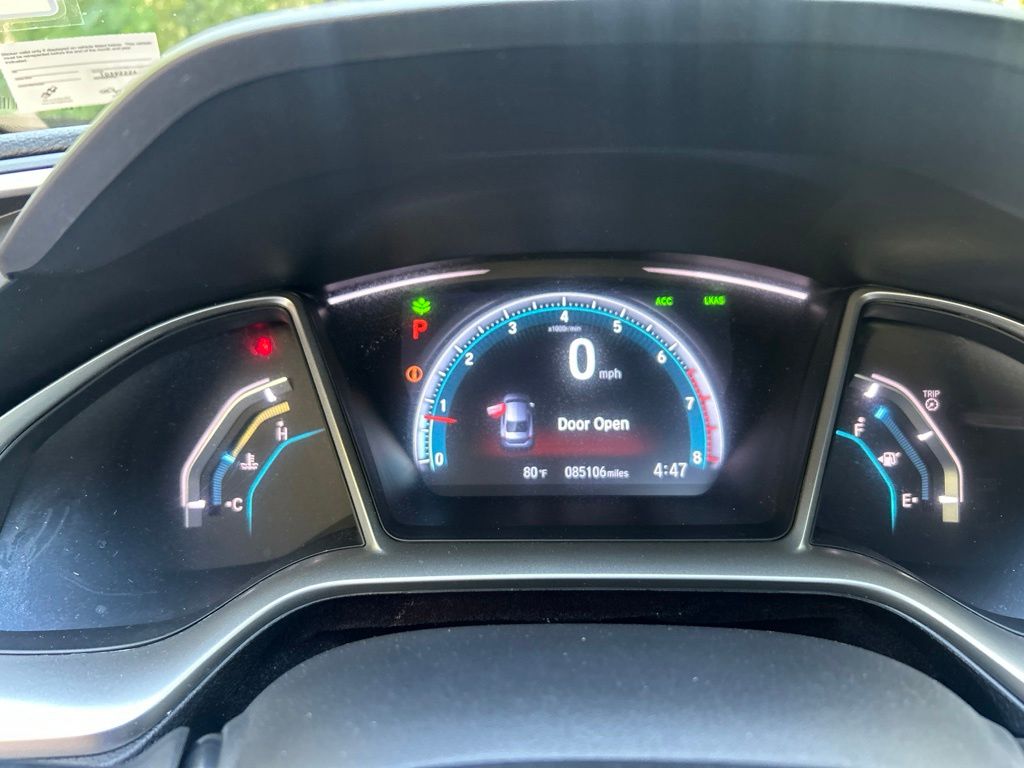 Used 2016 Black Honda Touring image 19