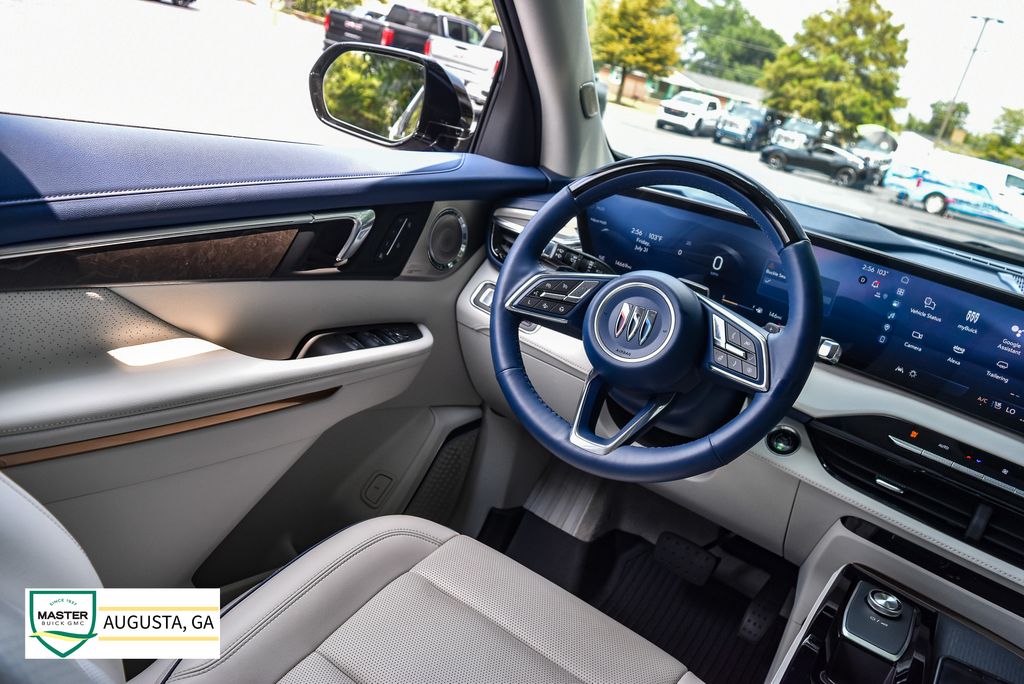 Used 2025 Buick Enclave SUV