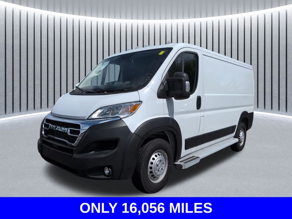 Bright White Clearcoat 2025 RAM ProMaster Van Front-Wheel Drive 9-Speed Automatic