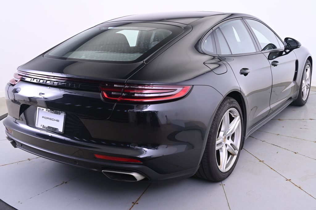 Thumbnail: 2018 Porsche Panamera - 7
