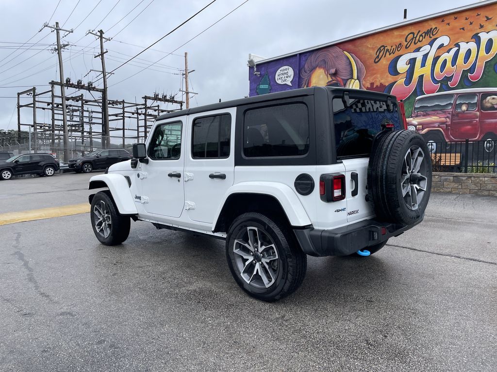Used 2024 Jeep Wrangler SUV