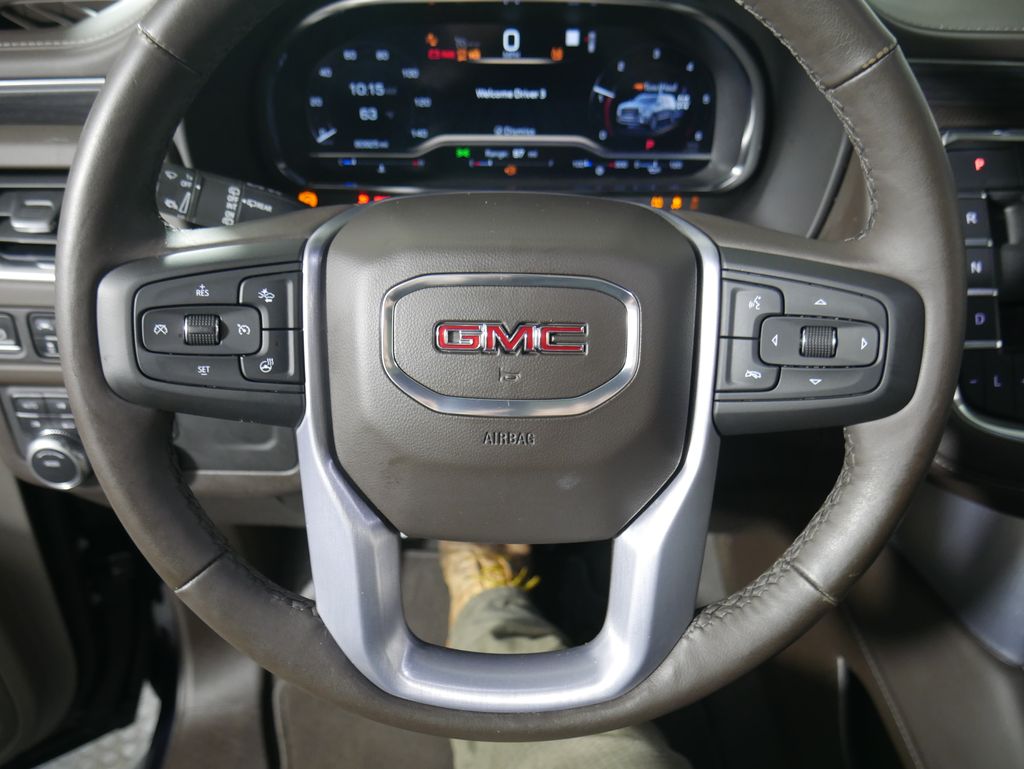 2022 GMC Yukon SLT 17