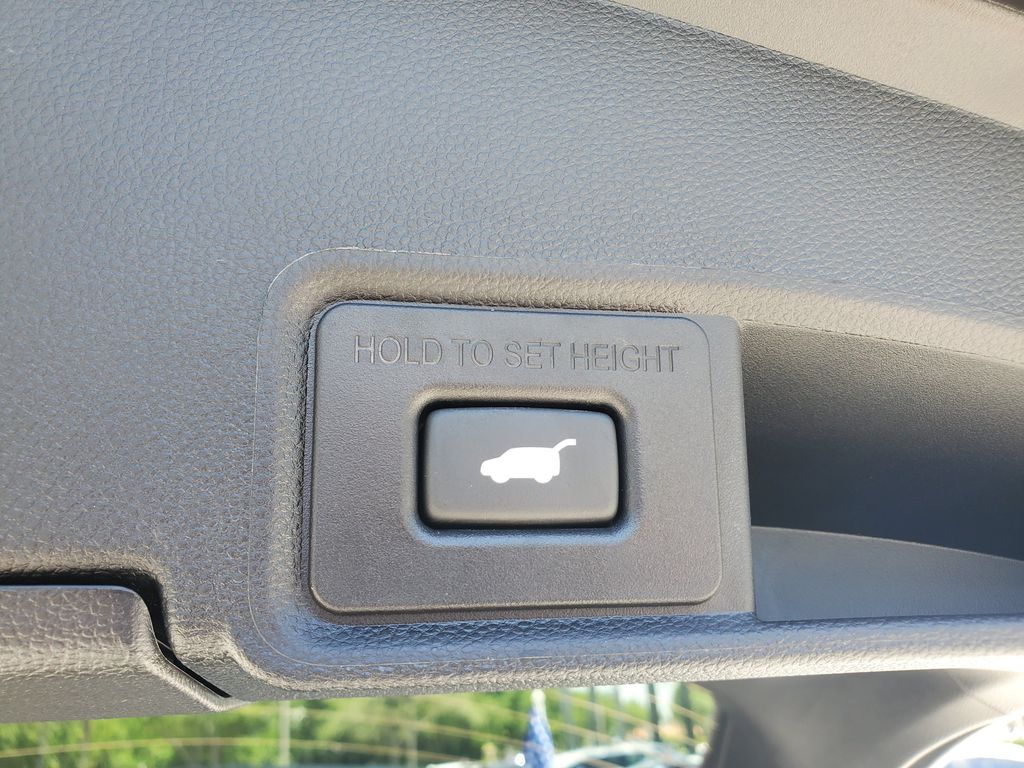 2025 Acura RDX - $40,088