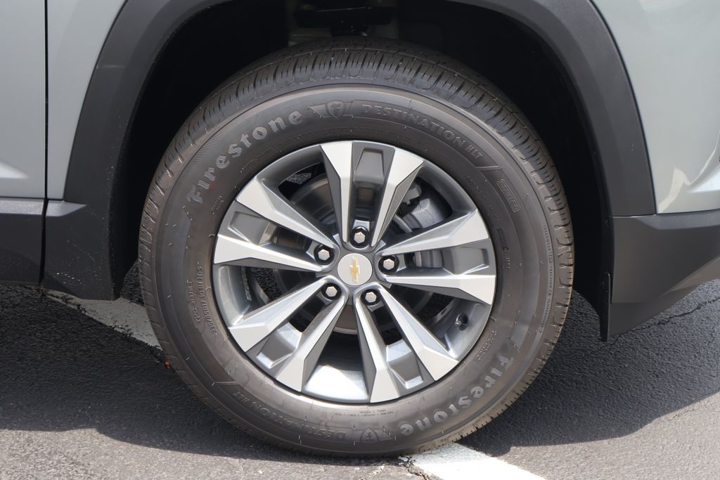 Thumbnail: 2027 Chevrolet Equinox - 11
