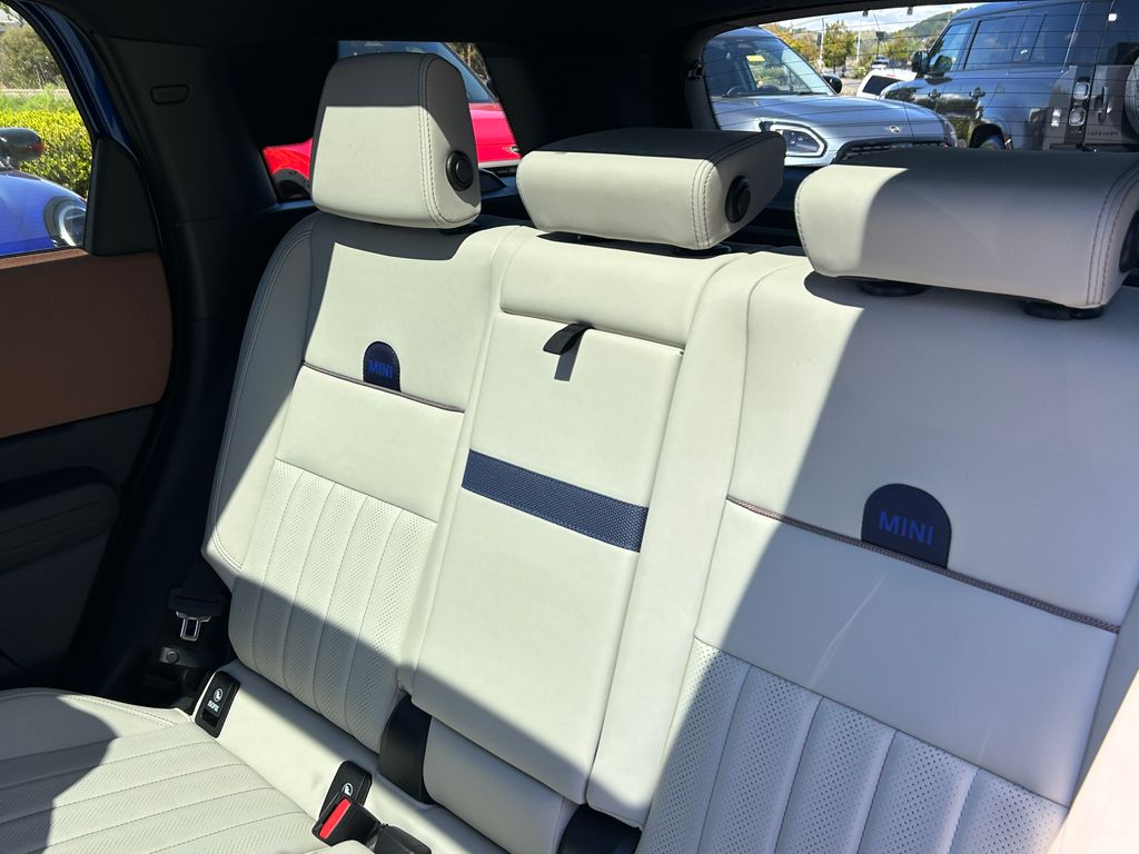 Thumbnail: 2025 MINI Cooper Countryman - 31