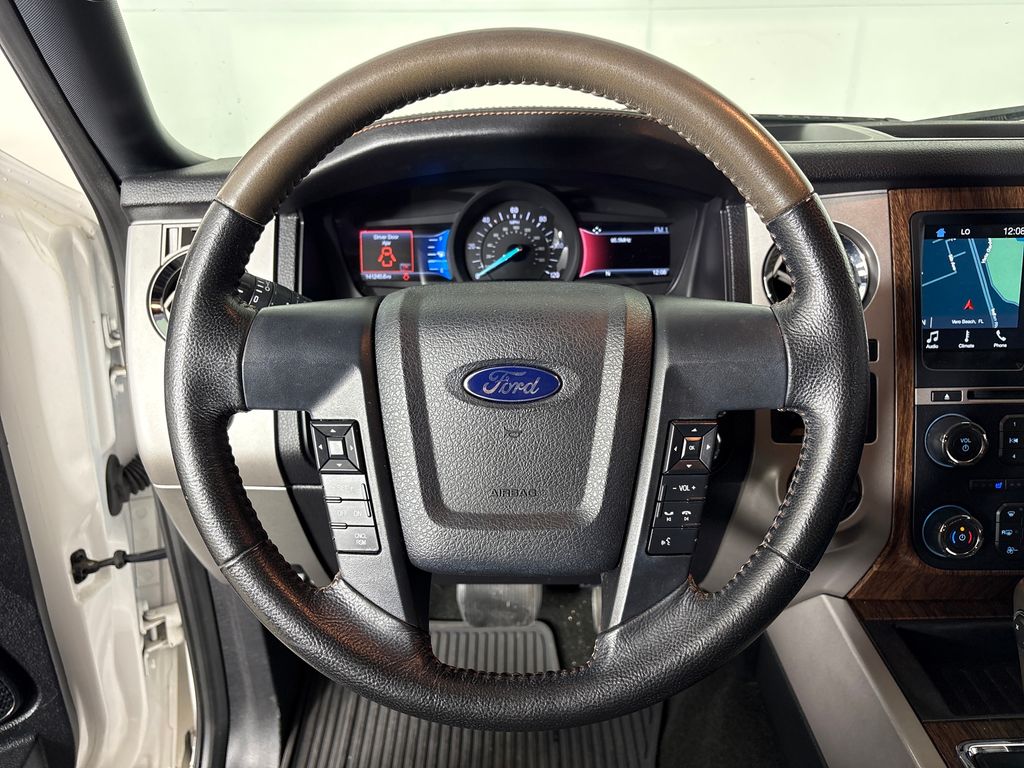 Used 2016 White Ford King Ranch image 16