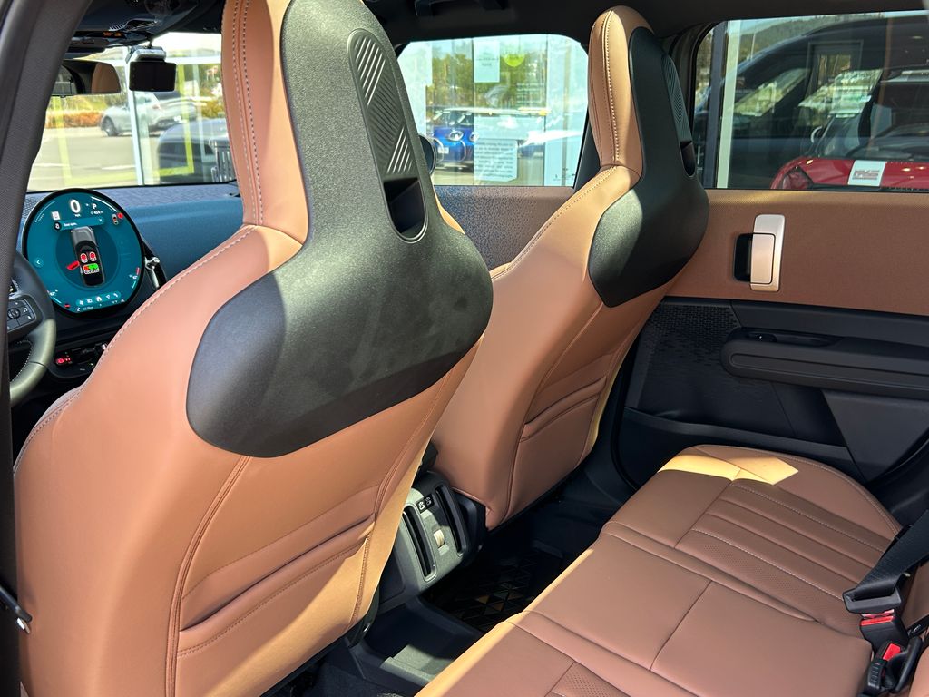 Thumbnail: 2027 MINI Cooper Countryman - 30