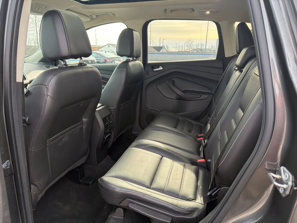 Thumbnail: 2017 Ford Escape - 20