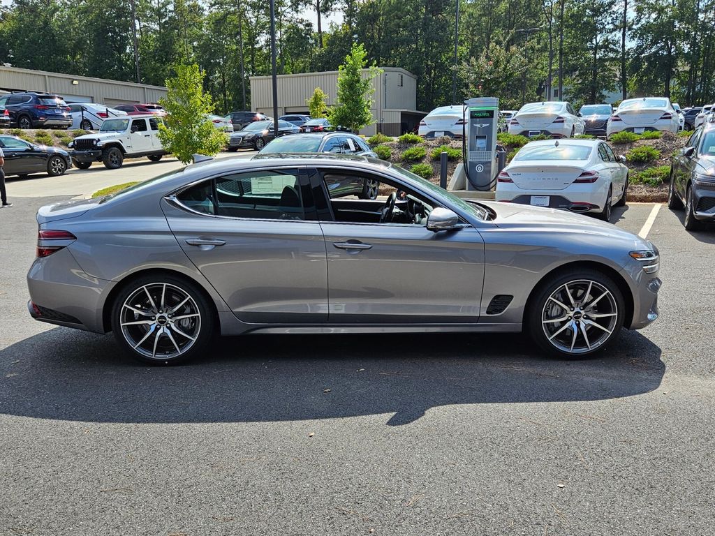 New 2026 Silver Genesis 2.5T Prestige image 13
