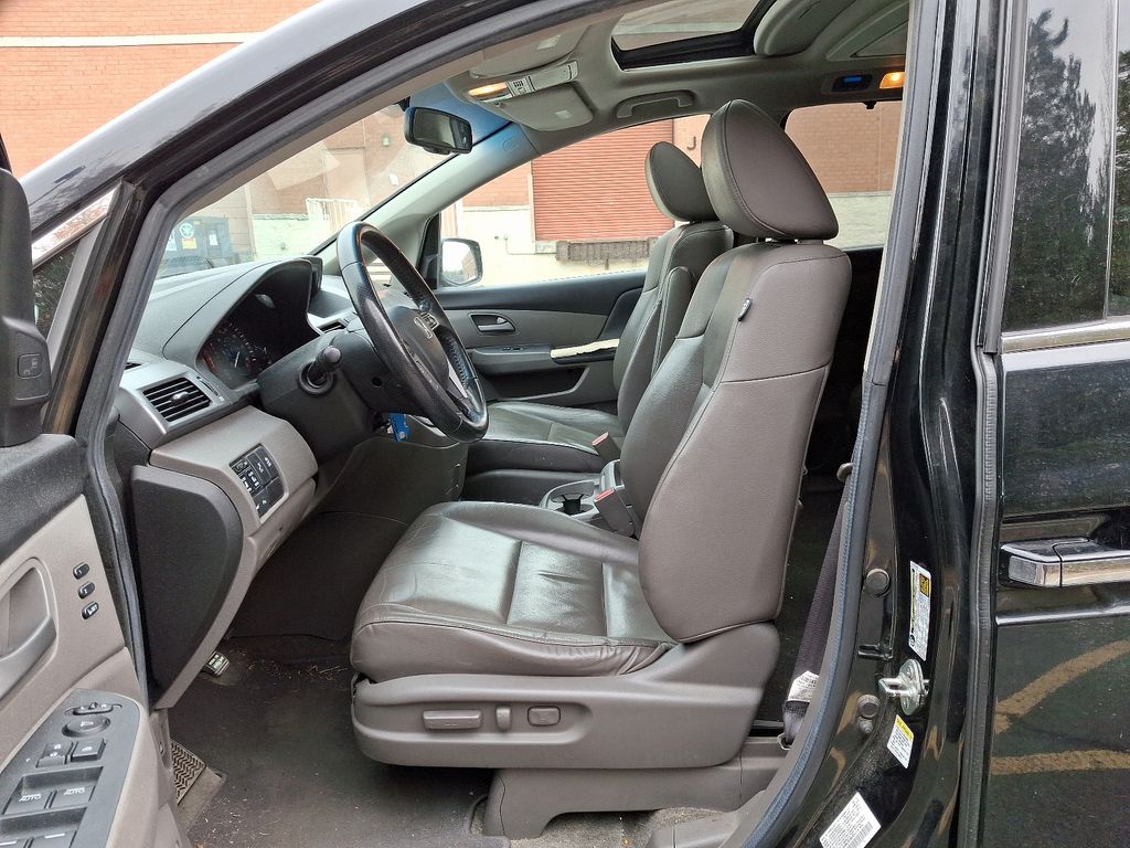 2012 Honda Odyssey Touring 15