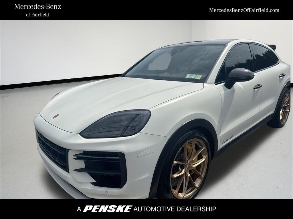 White 2024 Porsche Cayenne Turbo GT AWD SUV / Crossover All-Wheel Drive 8-Speed Automatic