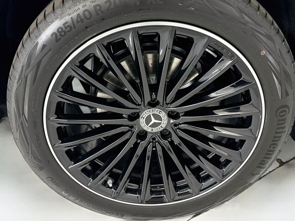 Thumbnail: 2027 Mercedes-Benz GLC - 32