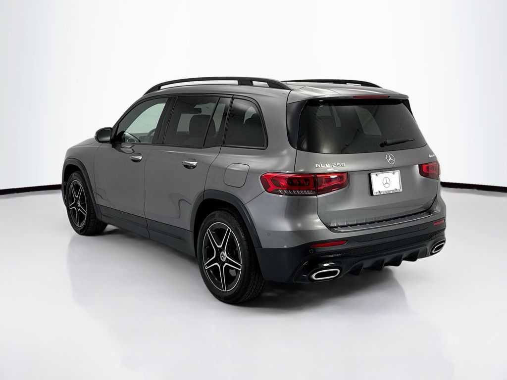 Thumbnail: 2022 Mercedes-Benz GLB - 7