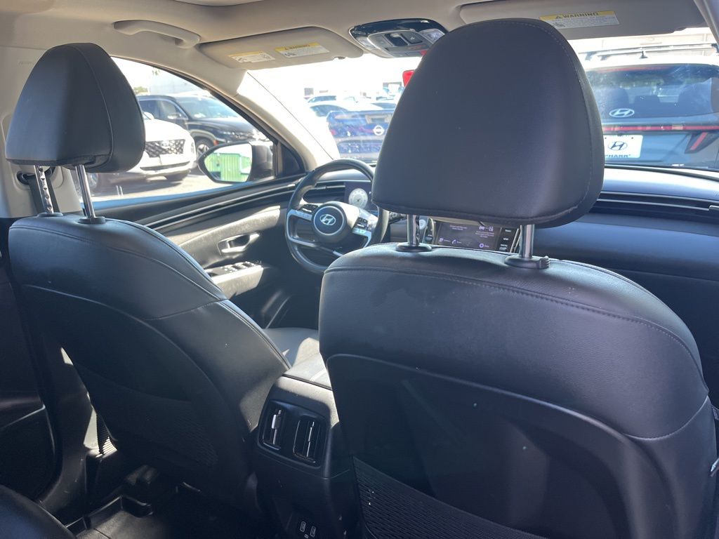 Thumbnail: 2023 Hyundai Tucson - 17