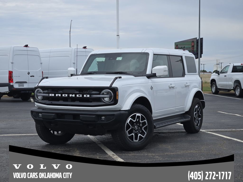 2025 Ford Bronco Outer Banks