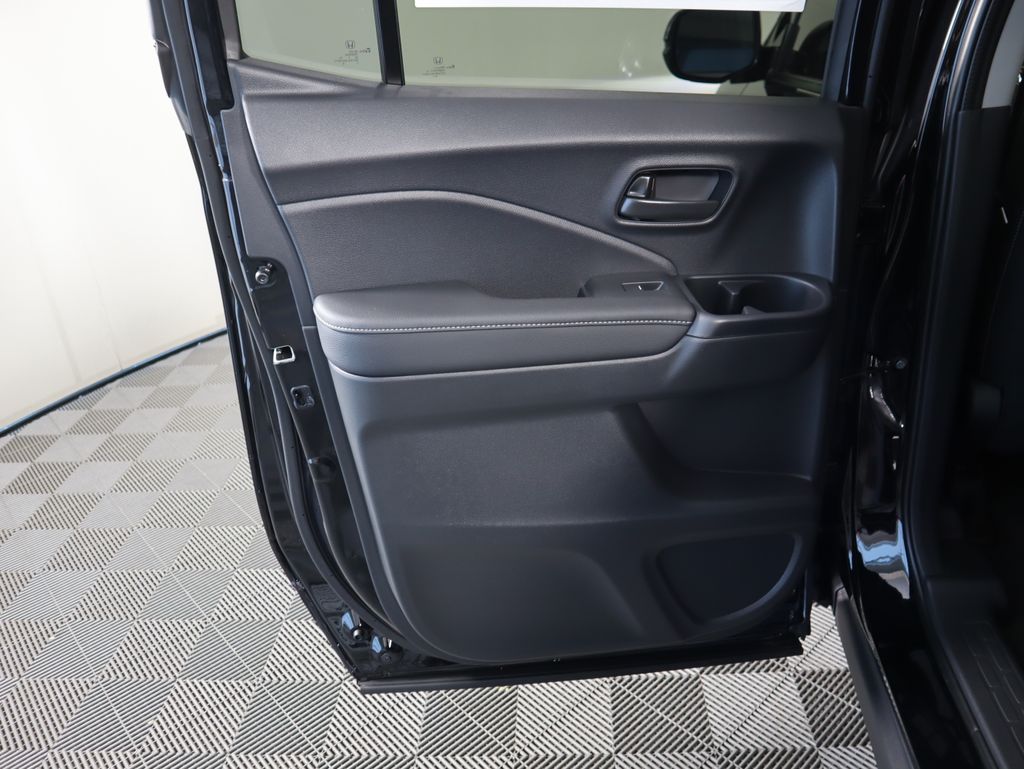 Thumbnail: 2026 Honda Ridgeline - 26