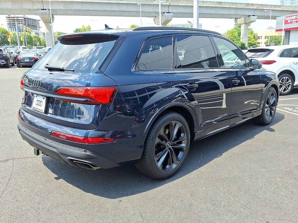 Thumbnail: 2025 Audi Q7 - 3
