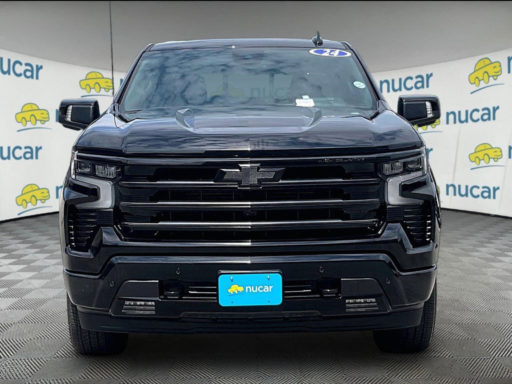 2024 Chevrolet Silverado 1500 — photo 2
