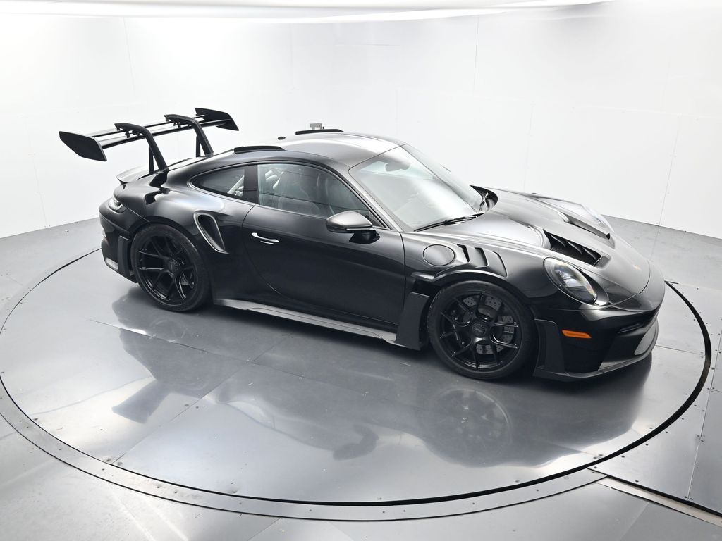 Used 2024  Porsche  image 46
