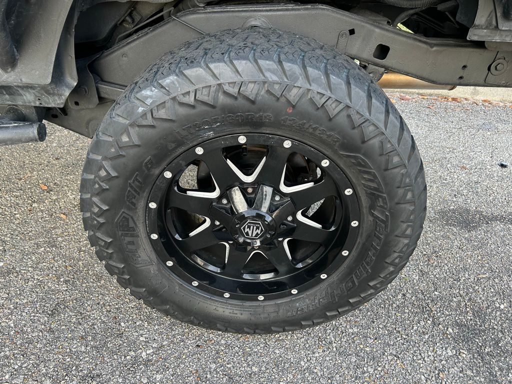 Thumbnail: 2015 Jeep Wrangler - 9