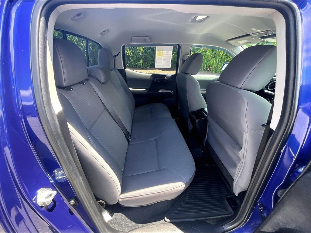 2023 Toyota Tacoma — photo 16