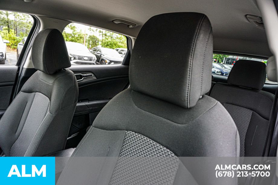 Used 2025 Black Kia LX image 18