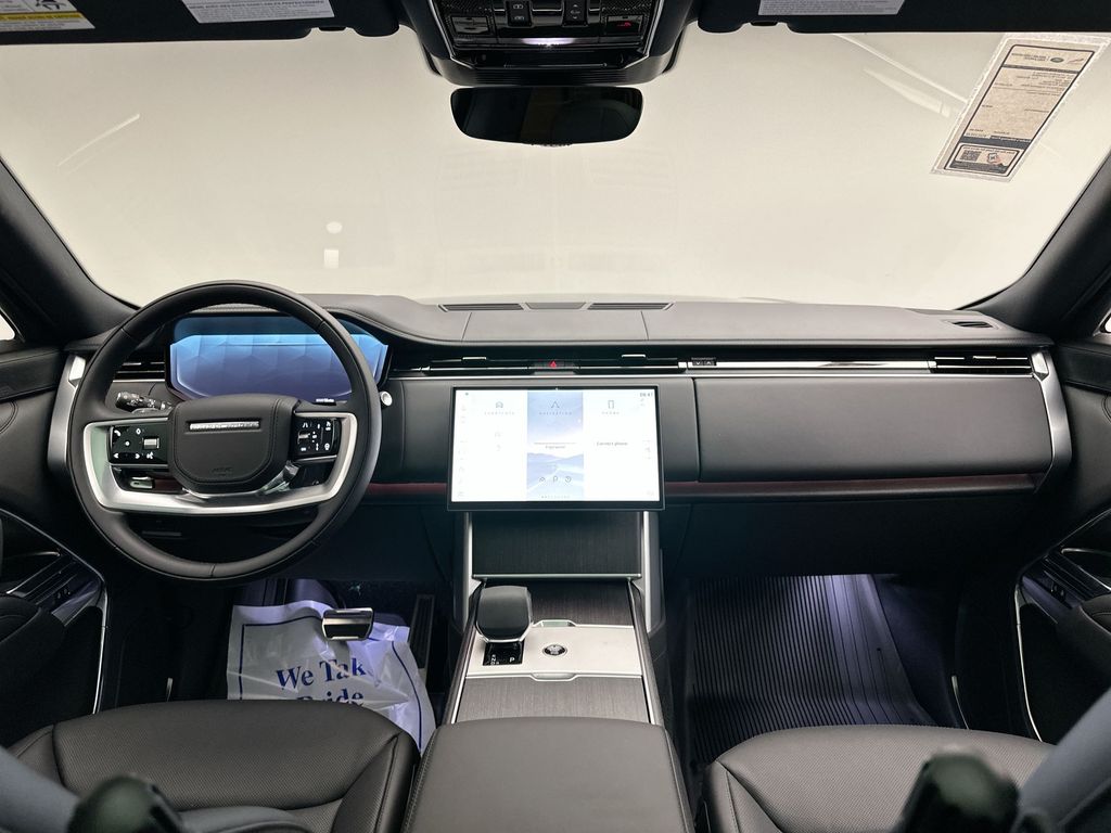 Thumbnail: 2025 Land Rover Range Rover - 6
