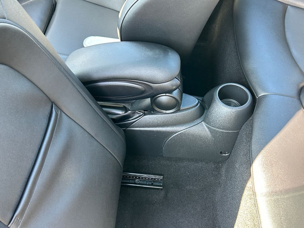 Thumbnail: 2023 MINI Cooper - 31