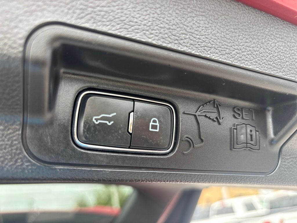 Used 2023 Ford Explorer SUV