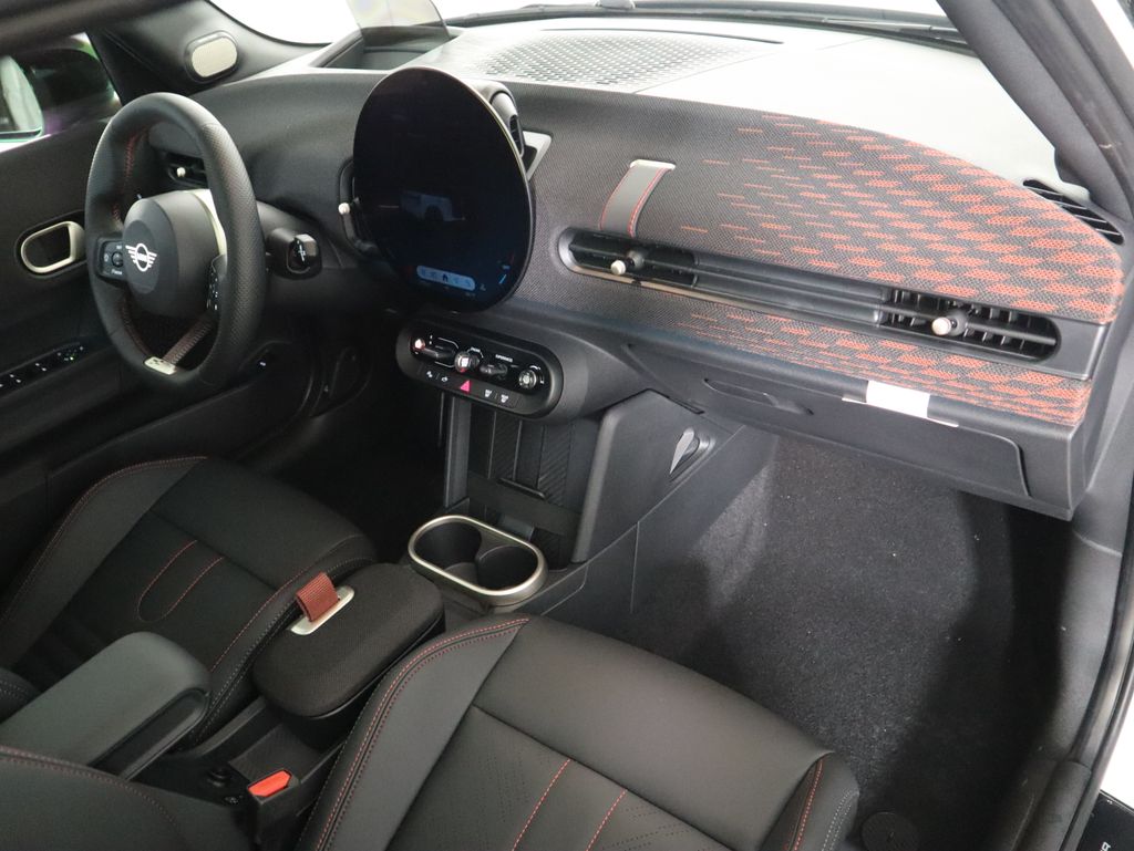 Thumbnail: 2026 MINI Cooper - 18