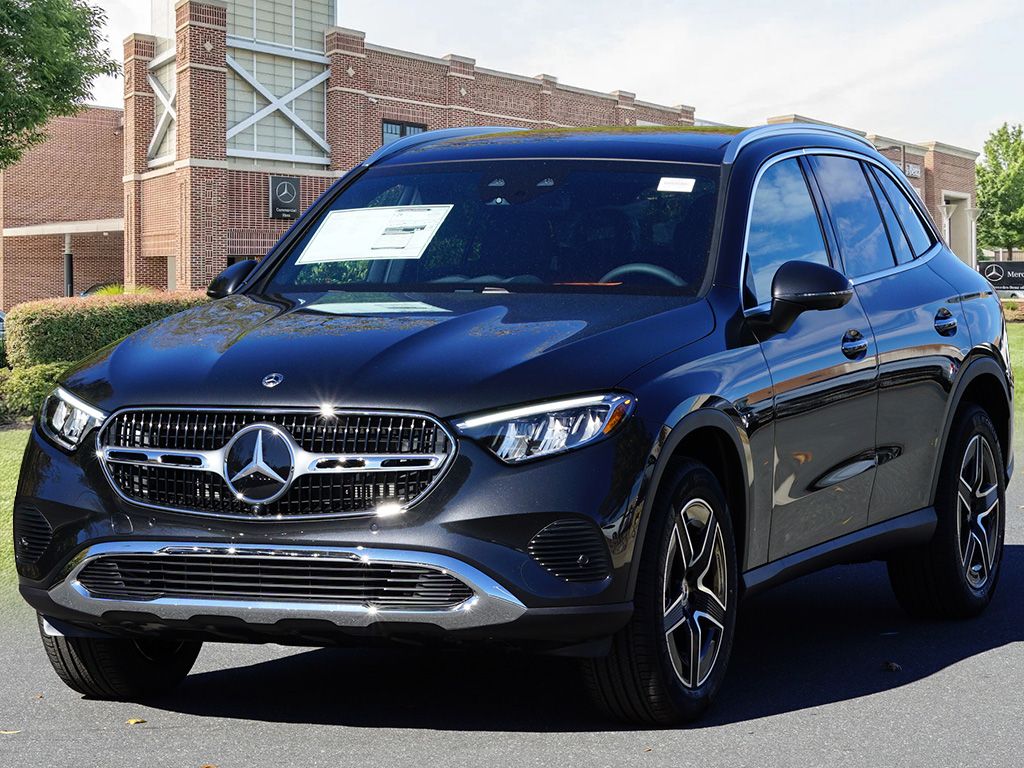 Thumbnail: 2026 Mercedes-Benz GLC - 4