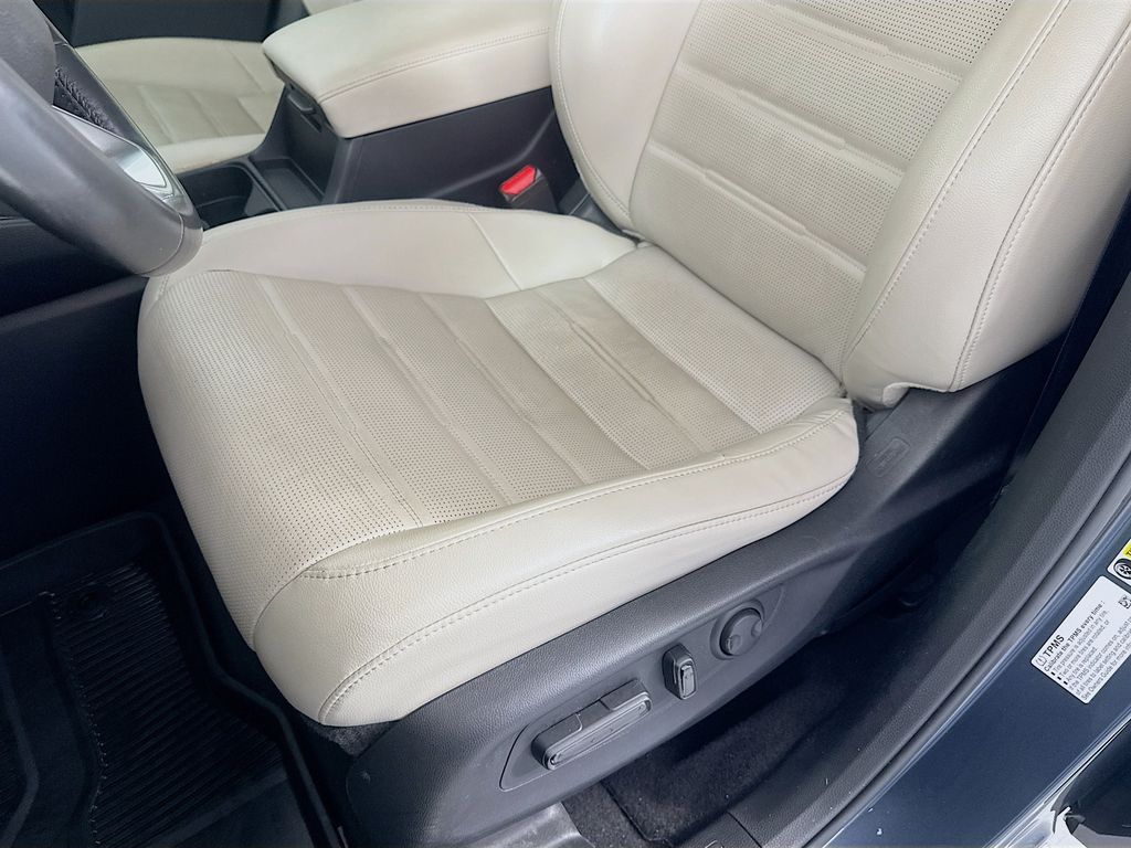 Used Car 2023 Honda Cr-v  Ex-l For Sale Under $30,000 In Austin, Texas