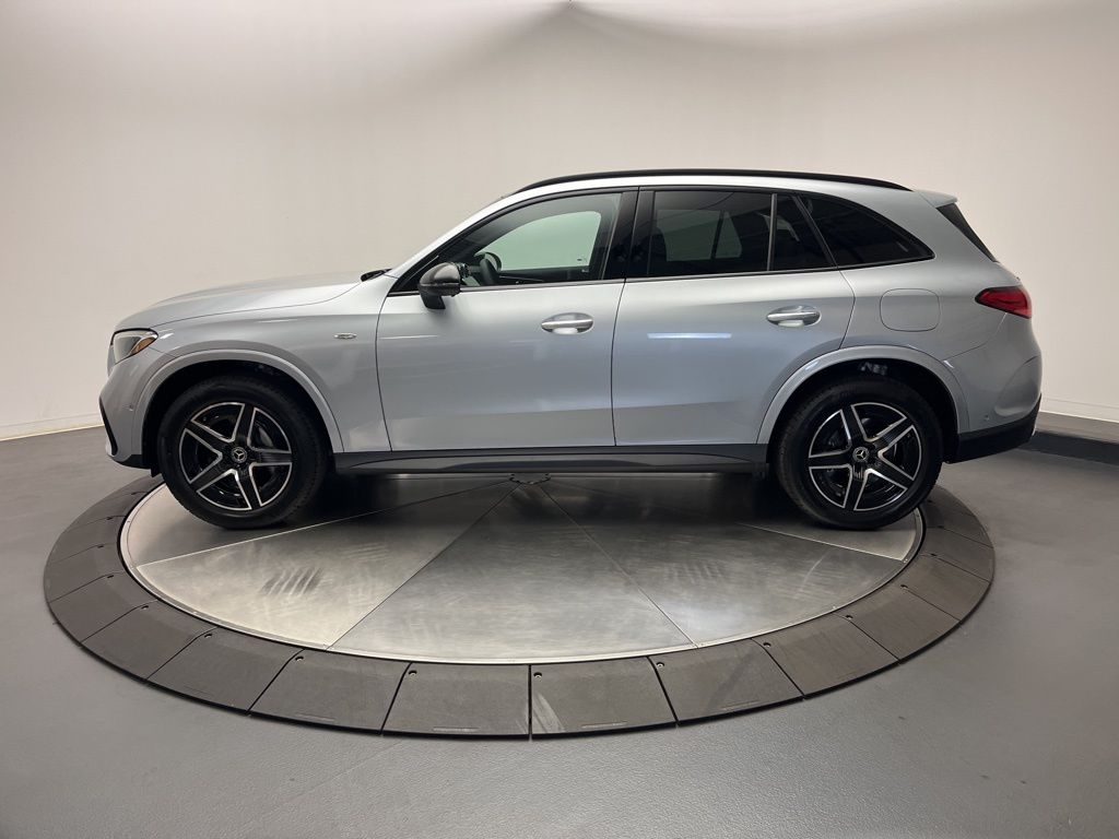 Thumbnail: 2025 Mercedes-Benz GLC - 4