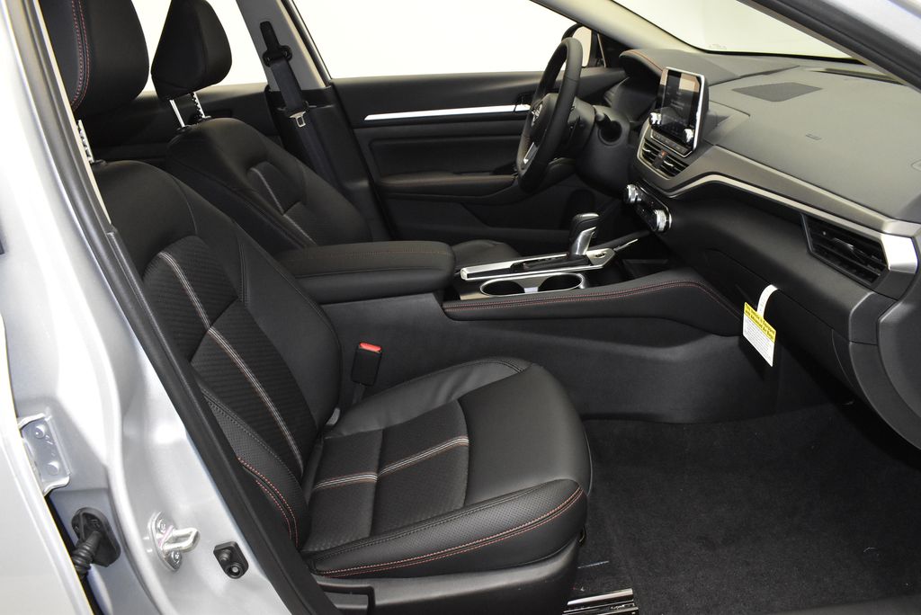 Thumbnail: 2025 Nissan Altima - 23