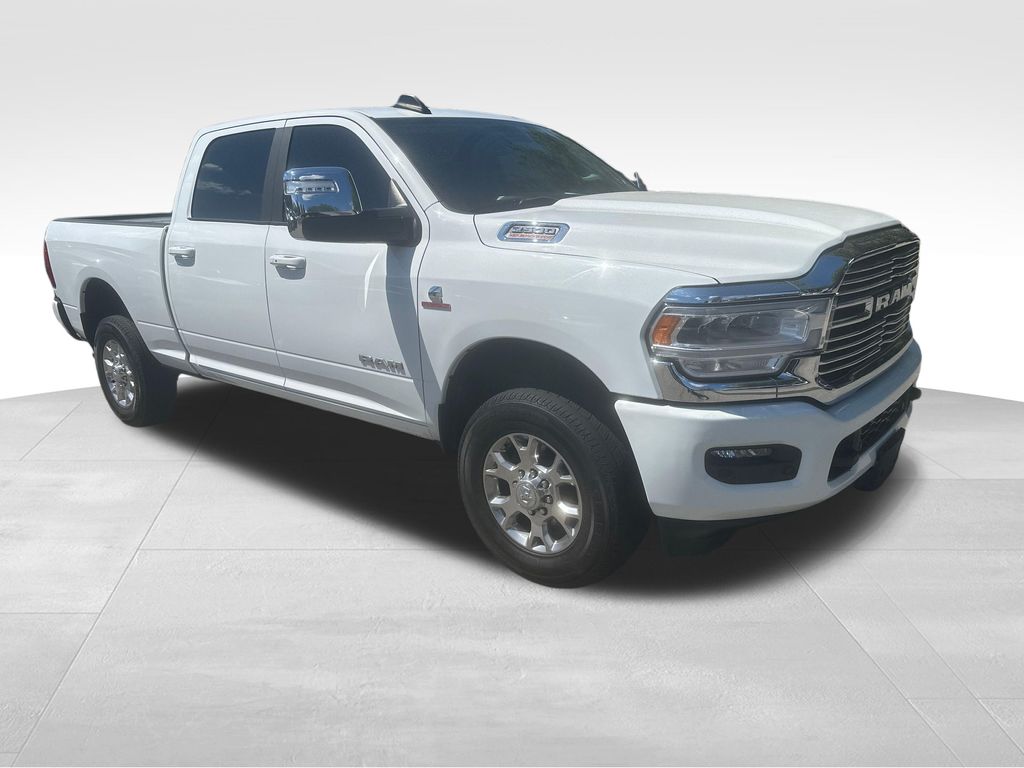Used 2023 White Ram Laramie image 31