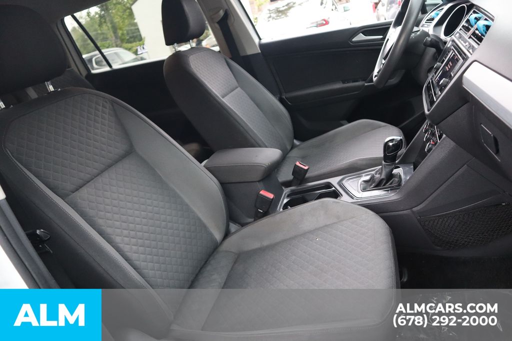 2020 Volkswagen Tiguan S photo 22