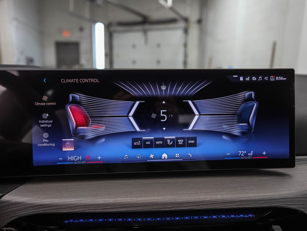 Thumbnail: 2026 BMW i4 - 18