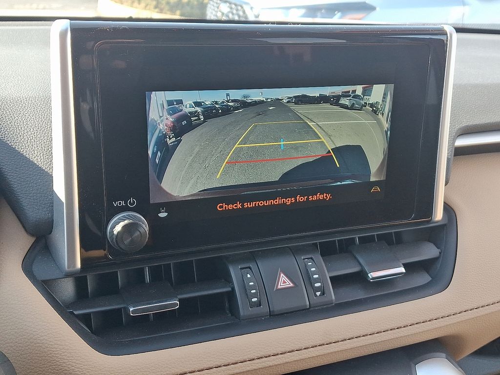 Thumbnail: 2023 Toyota RAV4 - 19