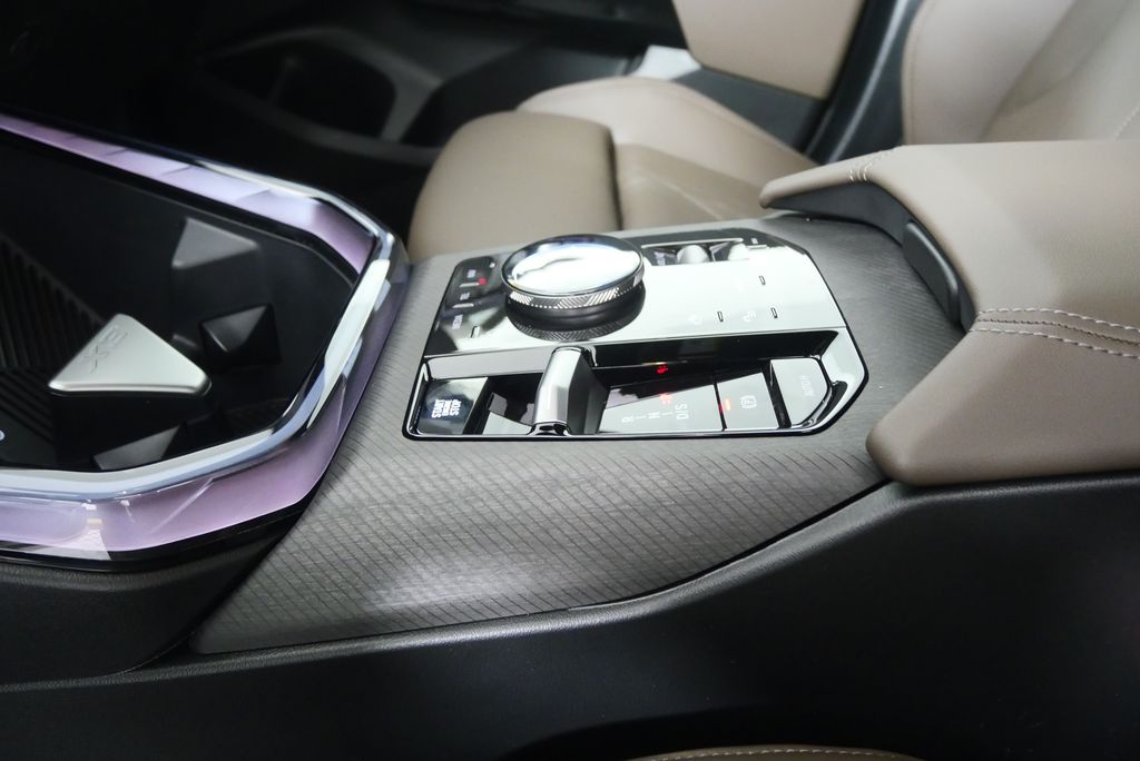 Thumbnail: 2026 BMW X3 - 21