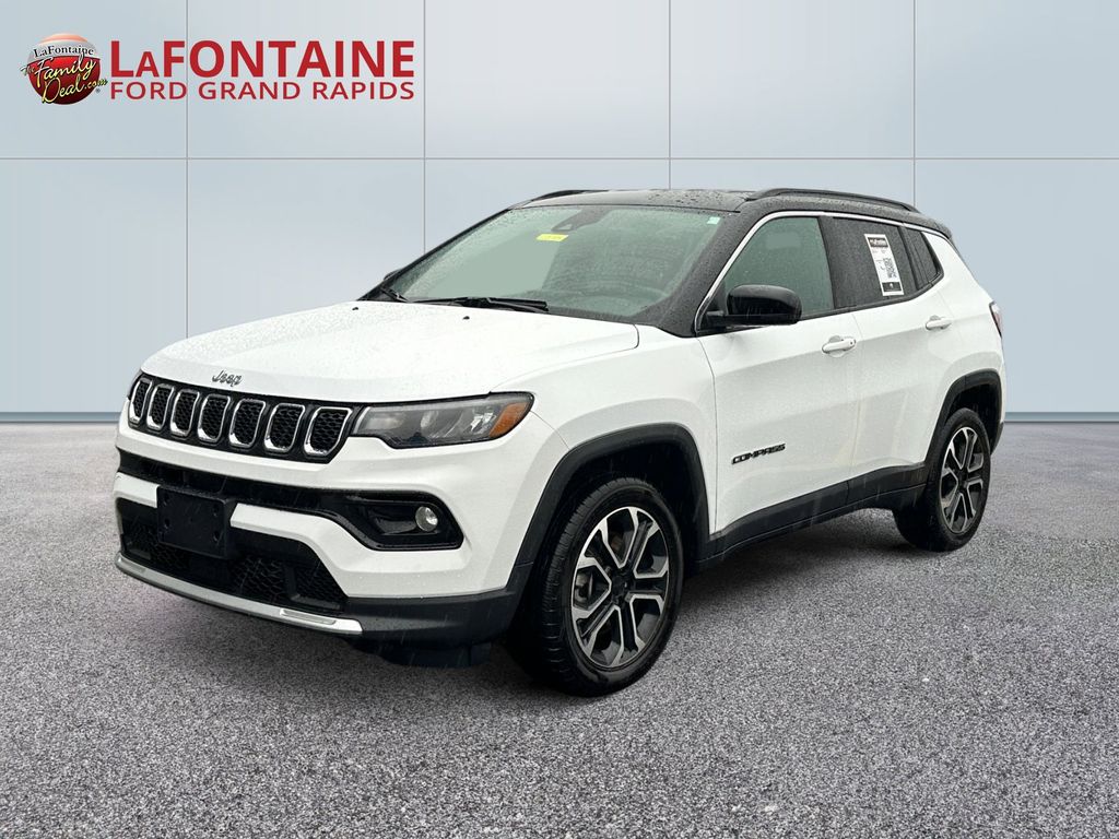 Bright White Clearcoat 2023 Jeep Compass Limited 4WD SUV / Crossover Four-Wheel Drive 8-Speed Automatic